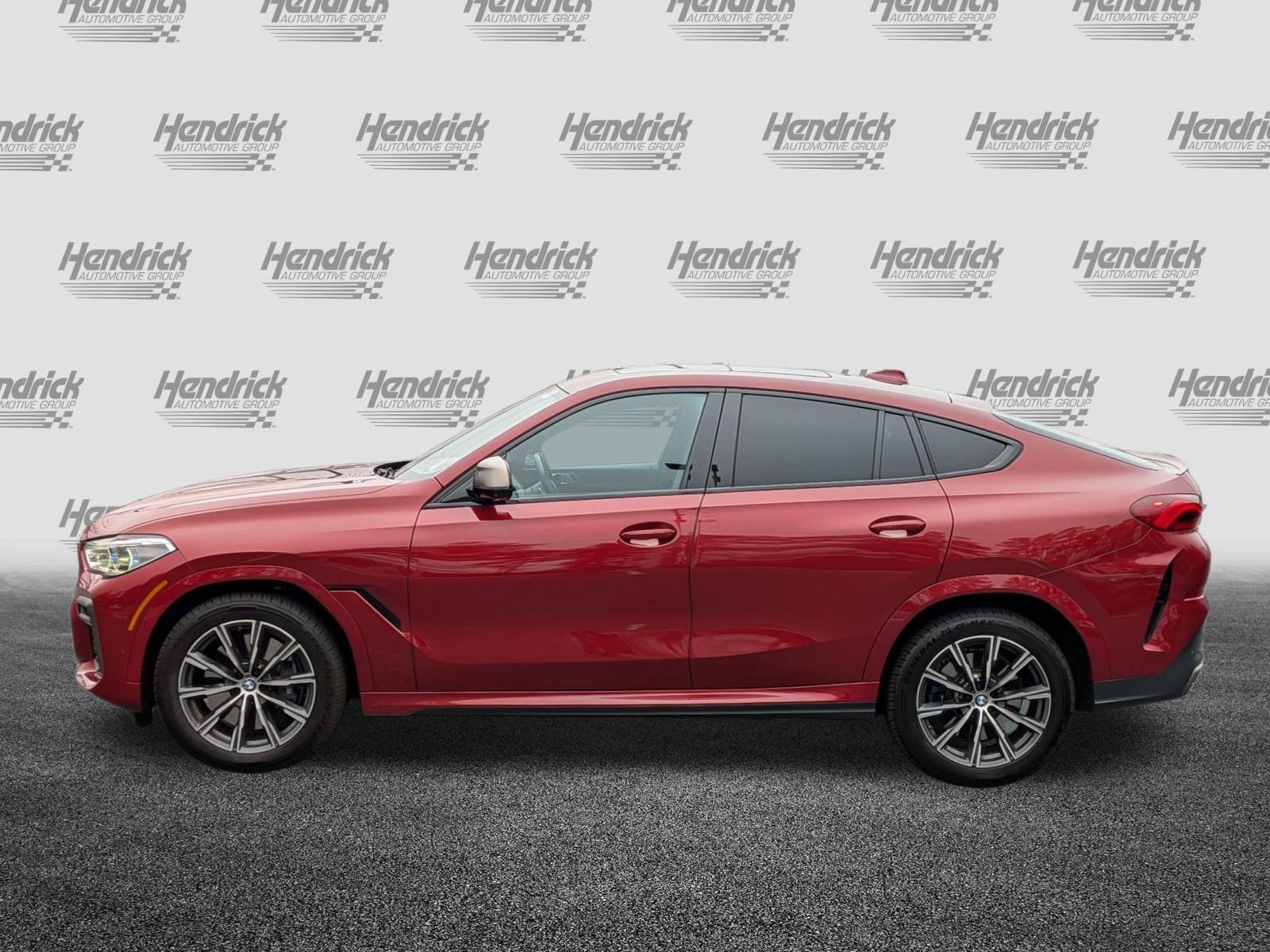 Used 2022 BMW X6 M50i w/ Executive Package image 6