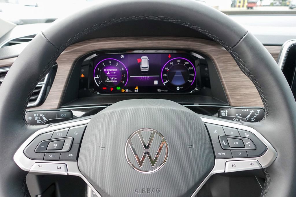New 2026 Volkswagen Atlas SEL Premium R-Line image 18