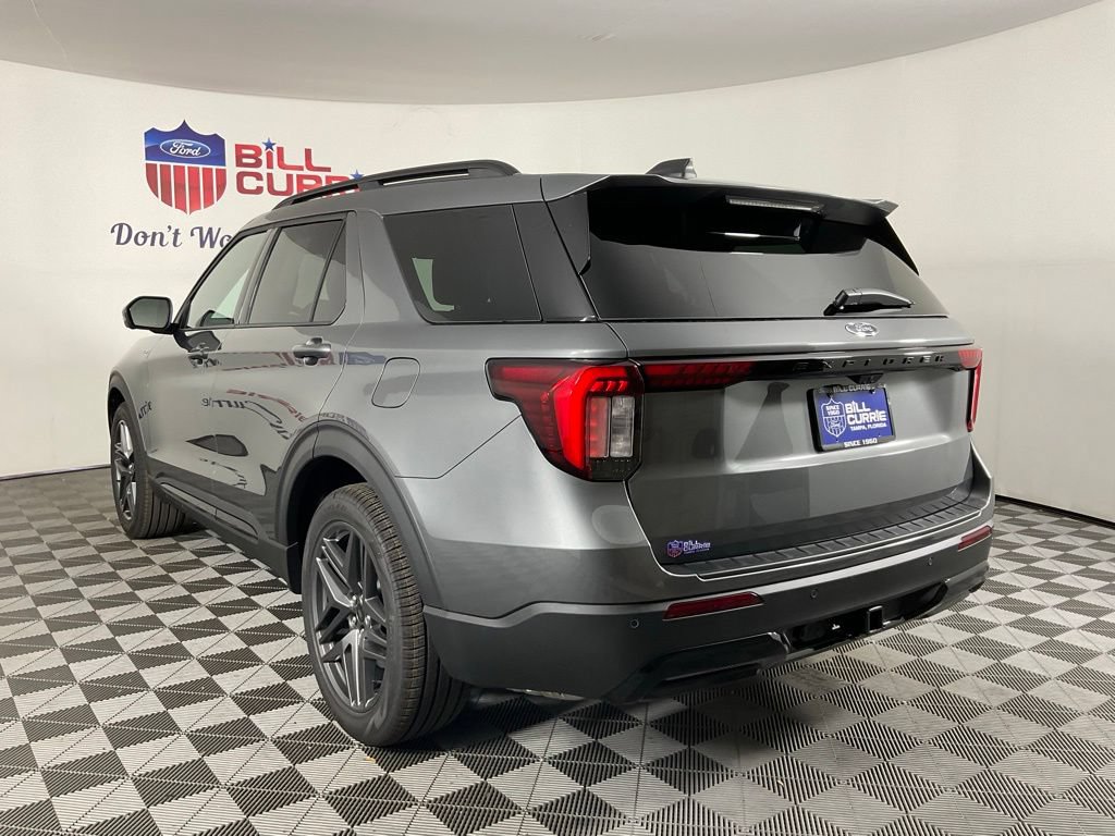 New 2026 Ford Explorer ST-Line w/ ST-Line Street Pack RWD image 5