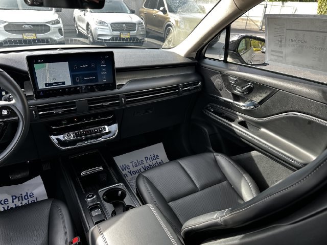Certified 2023 Lincoln Corsair AWD w/ Equipment Group 101A image 17