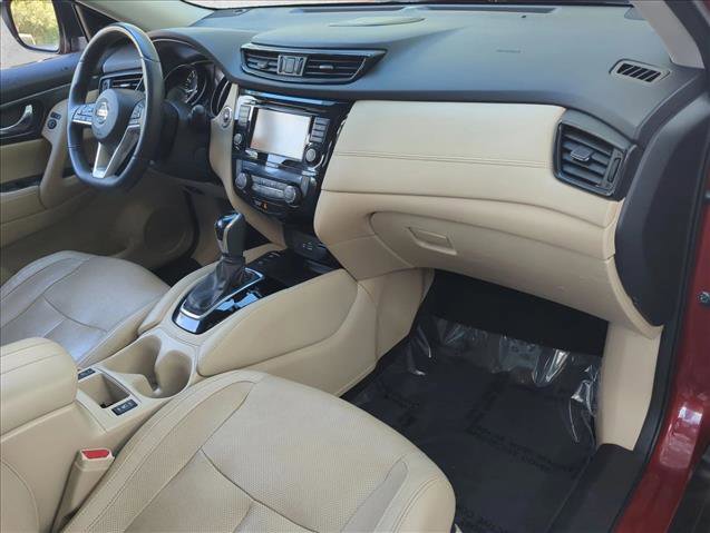 Used 2019 Nissan Rogue SL w/ Premium Package image 24