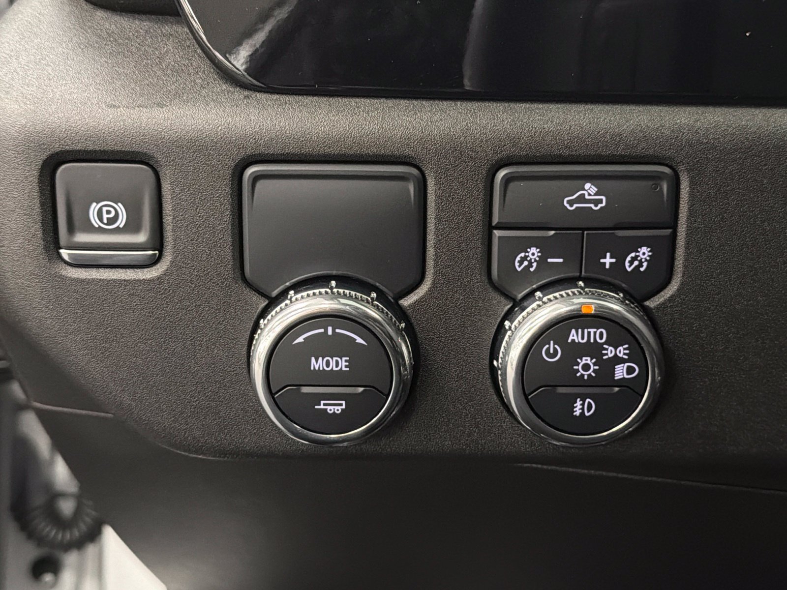 Used 2025 GMC Sierra 1500 Elevation w/ Preferred Package RWD image 29