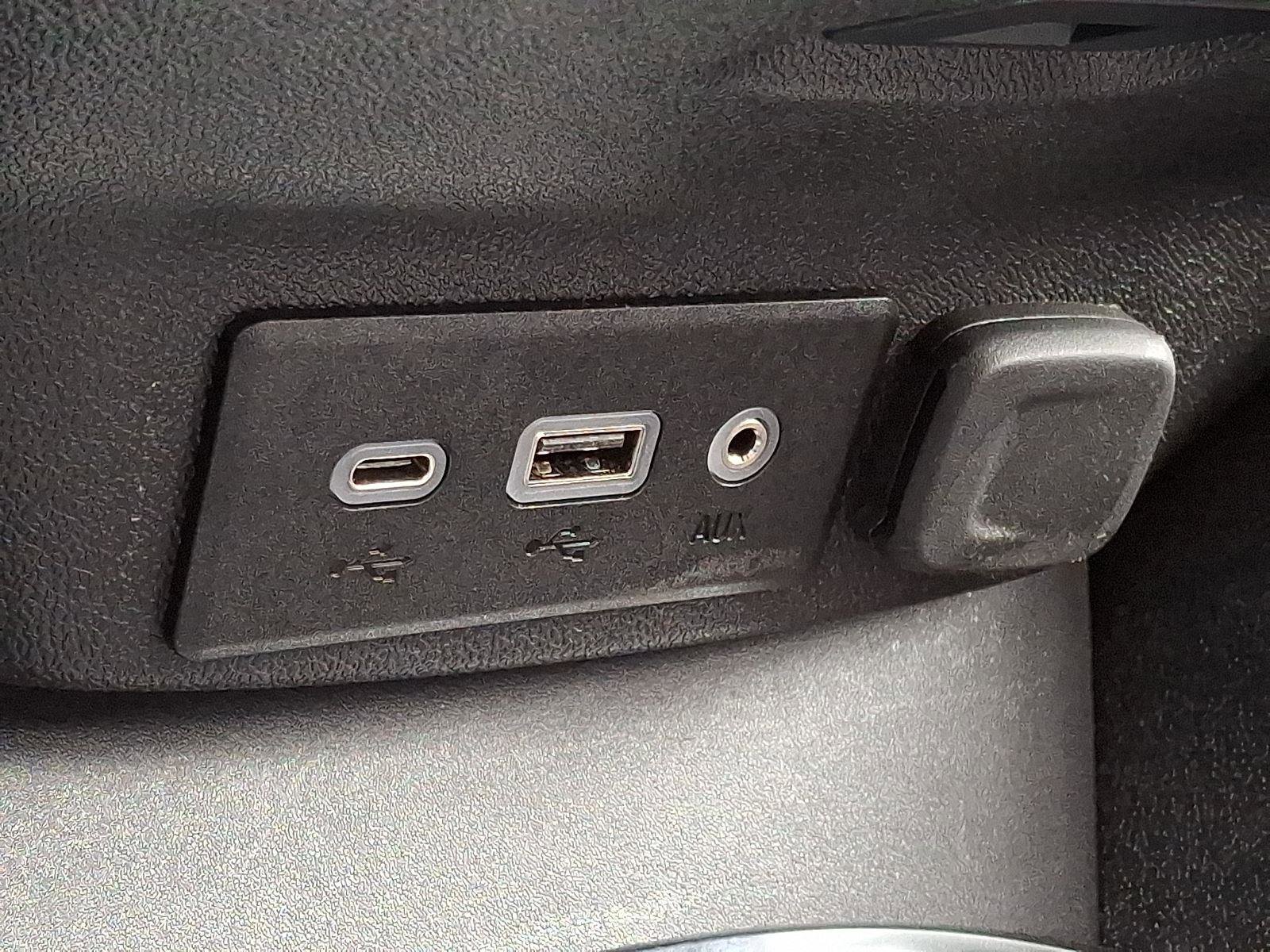 Used 2024 Chevrolet Malibu LT FWD image 25