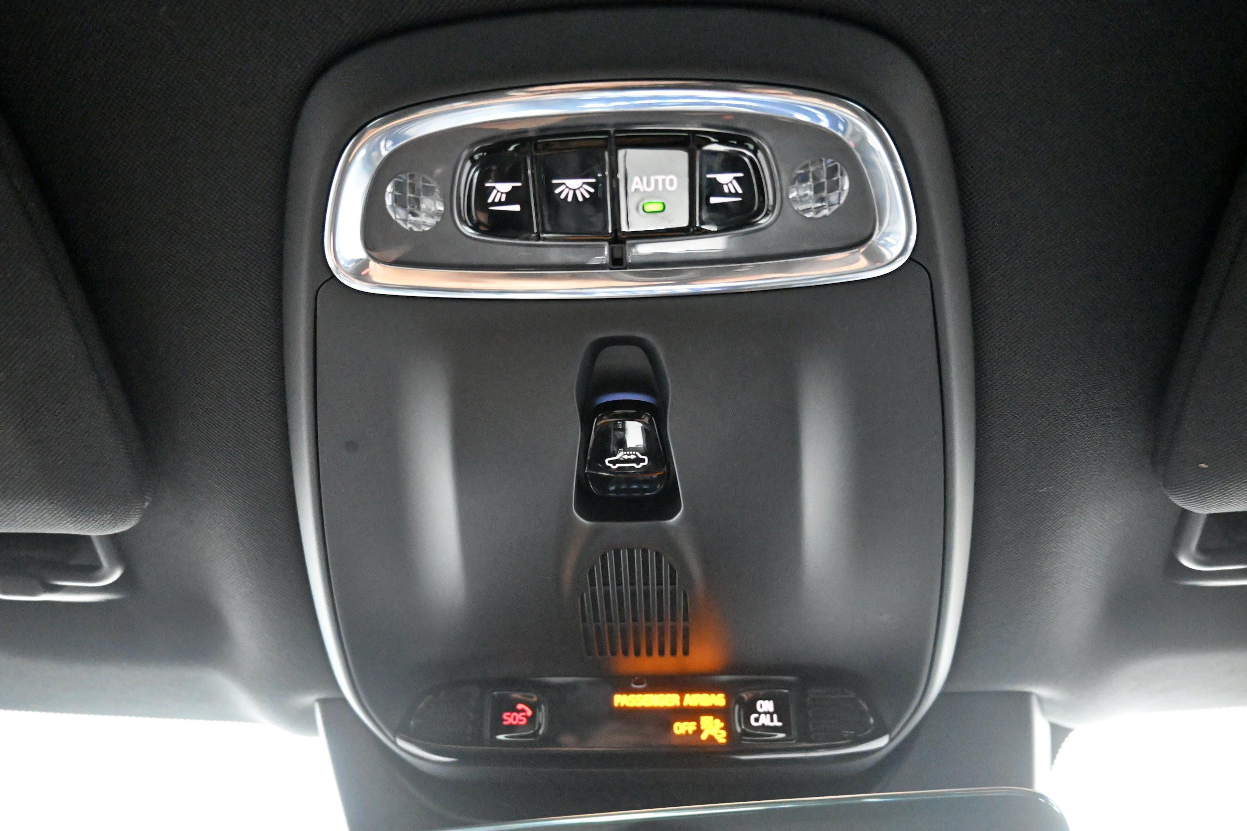 Used 2019 Volvo XC90 T6 R-Design w/ Advanced Package AWD/4WD image 18