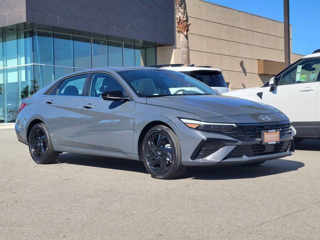 New 2026 Hyundai Elantra SEL Sport FWD image 26