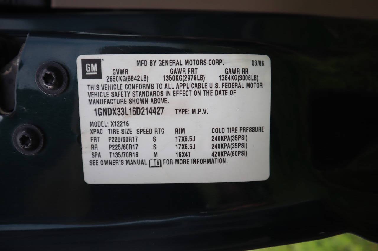 Used 2006 Chevrolet Uplander LT AWD/4WD image 38