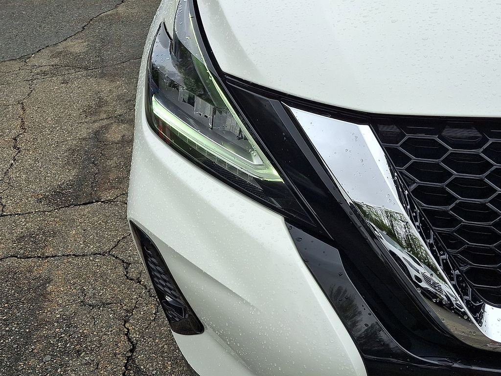 Used 2020 Nissan Murano SL w/ Moonroof Package AWD/4WD image 10