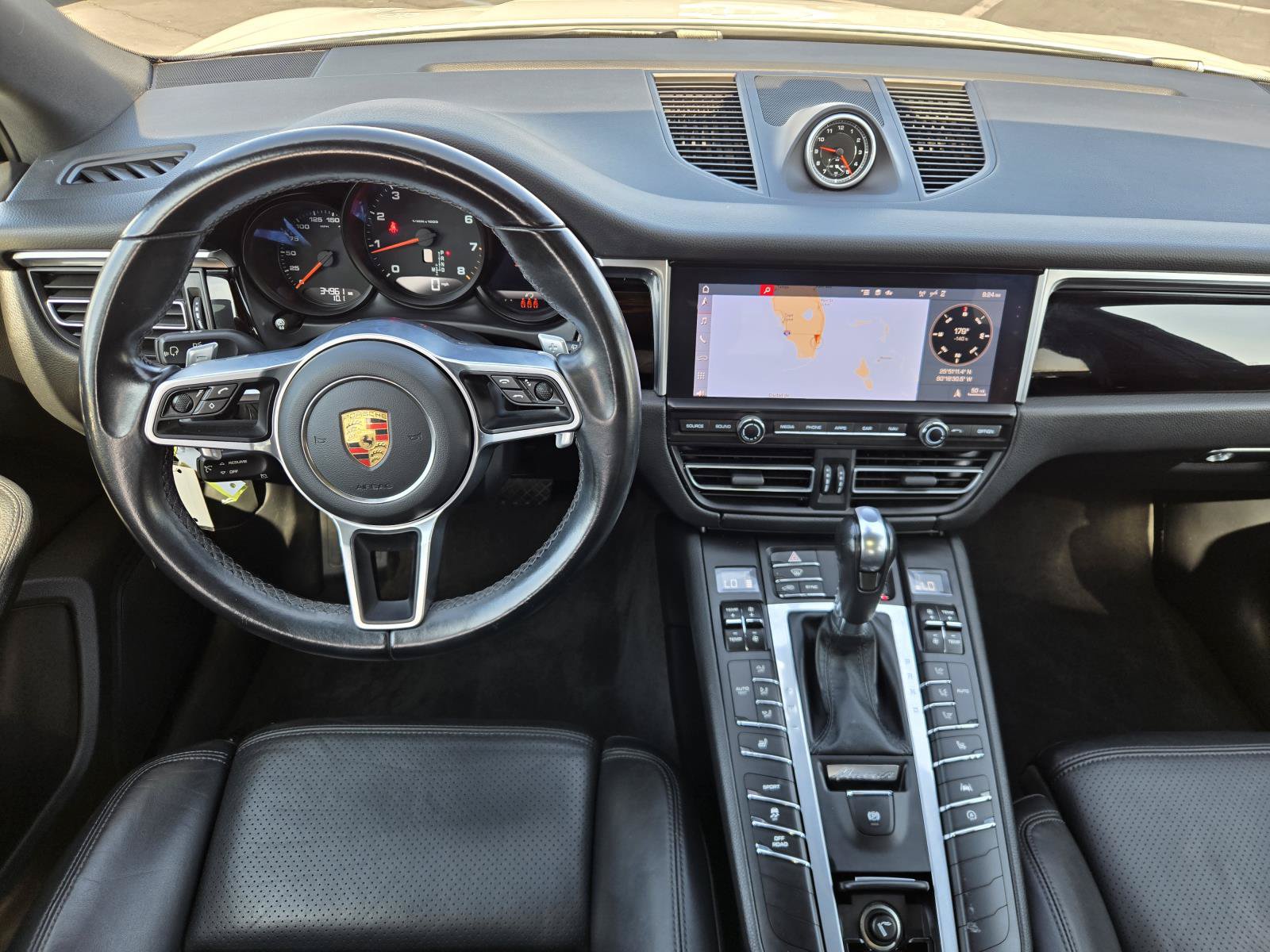 Used 2021 Porsche Macan AWD/4WD image 8