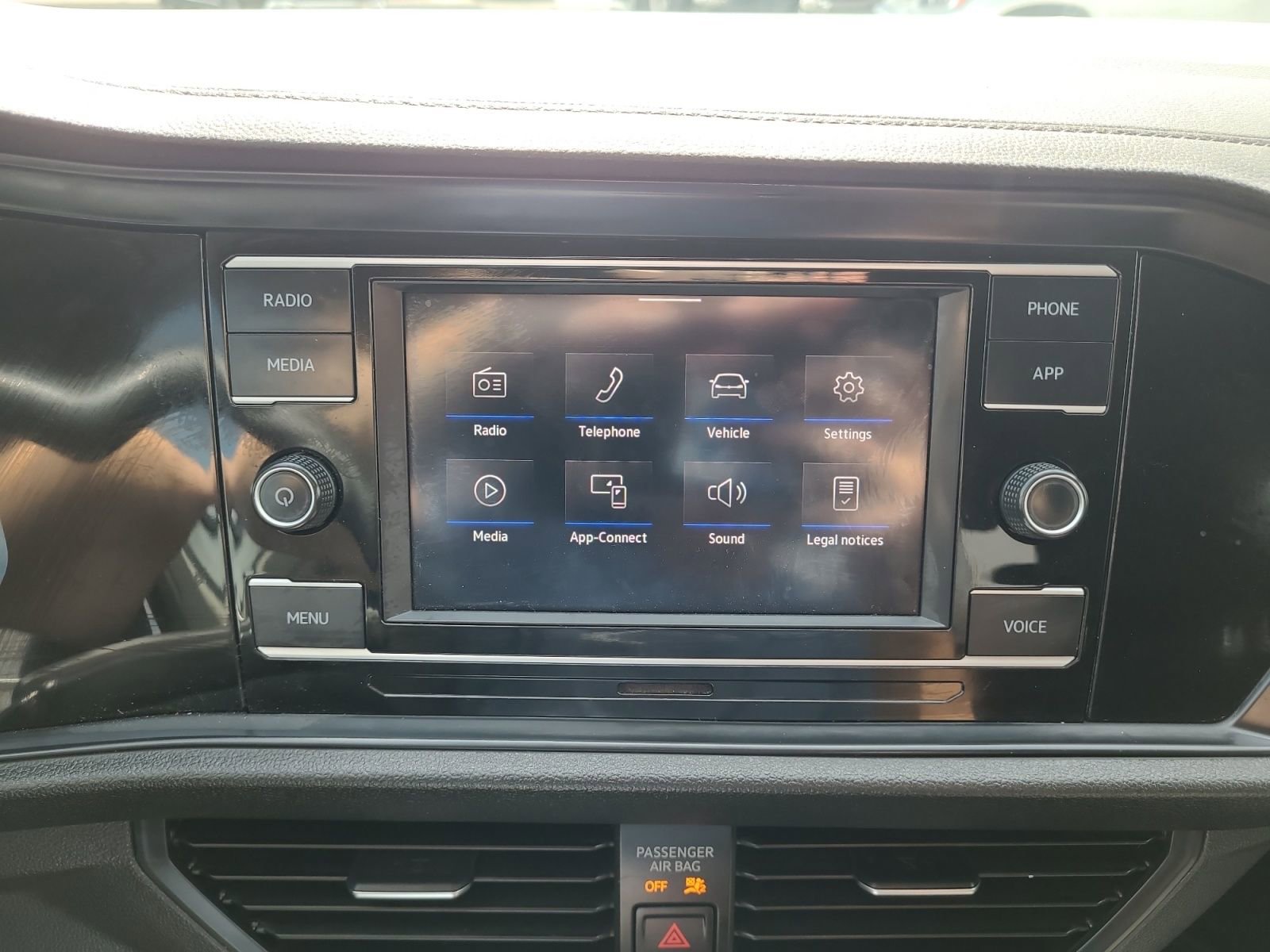 Used 2021 Volkswagen Jetta S image 19