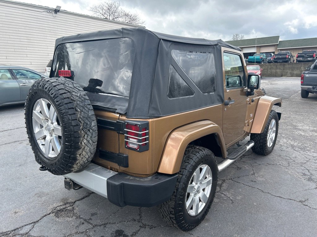 Used 2011 Jeep Wrangler Sahara w/ Dual Top Group AWD/4WD image 6