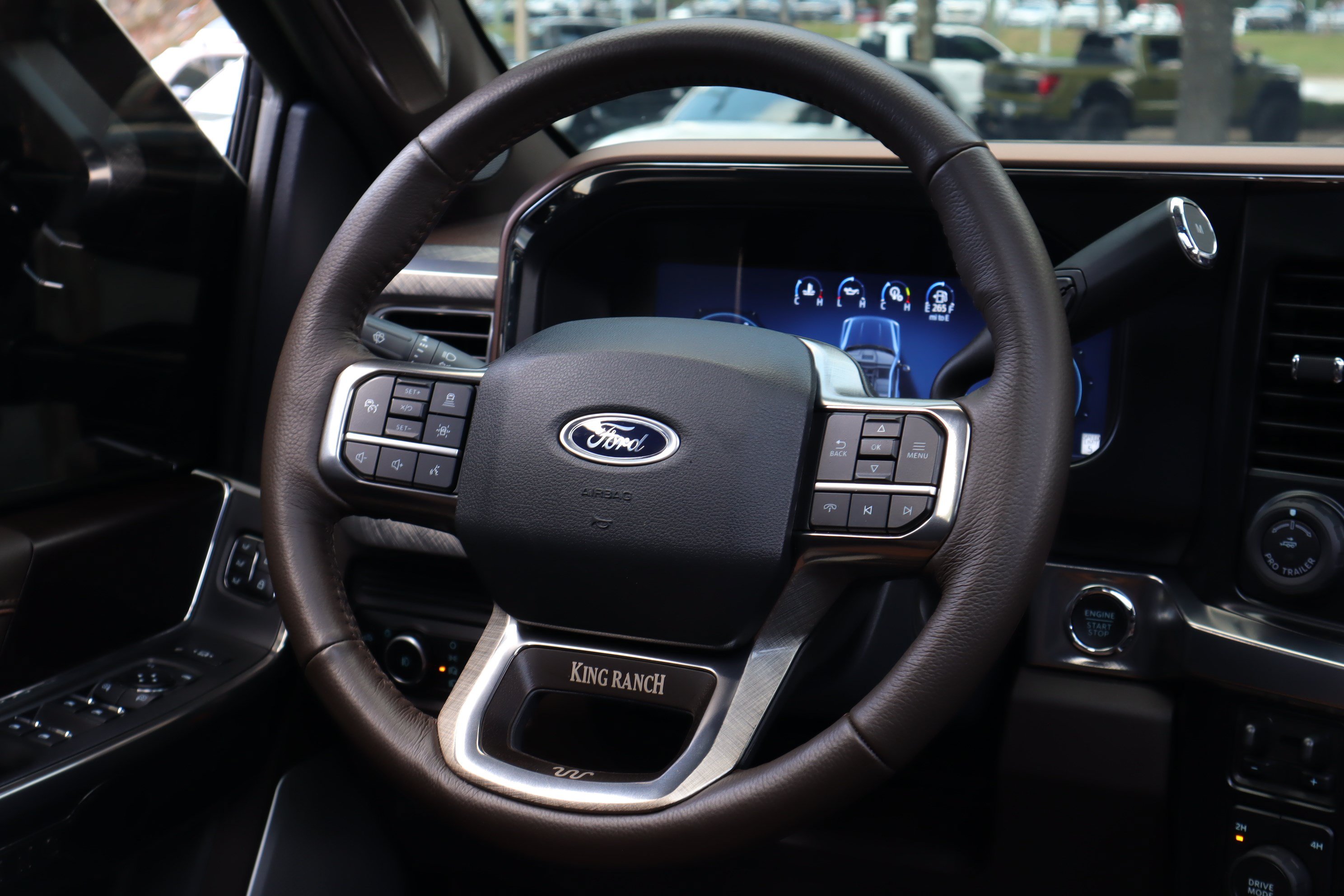 Used 2025 Ford F350 King Ranch AWD/4WD image 17