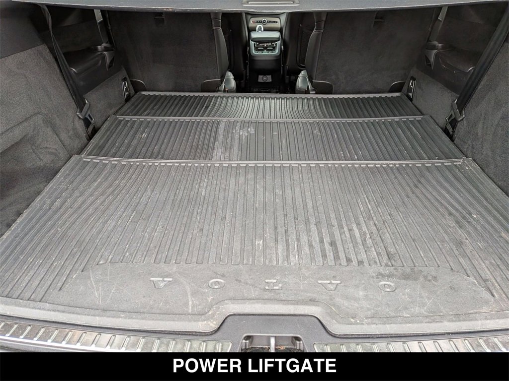 Used 2024 Volvo XC90 B6 Ultimate w/ Lounge Package image 26
