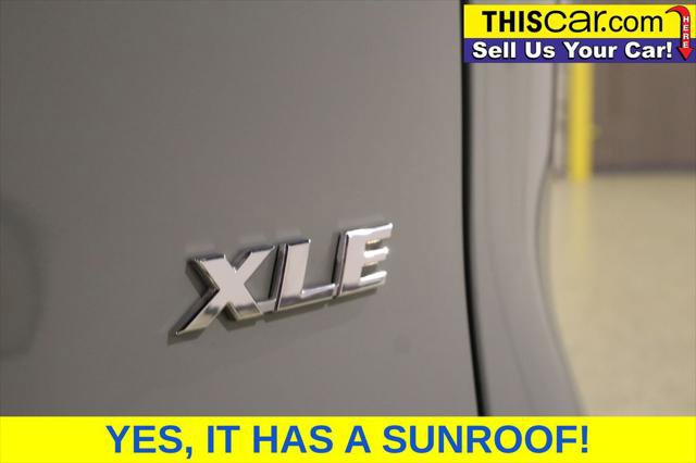 Used 2023 Toyota RAV4 XLE Premium image 12