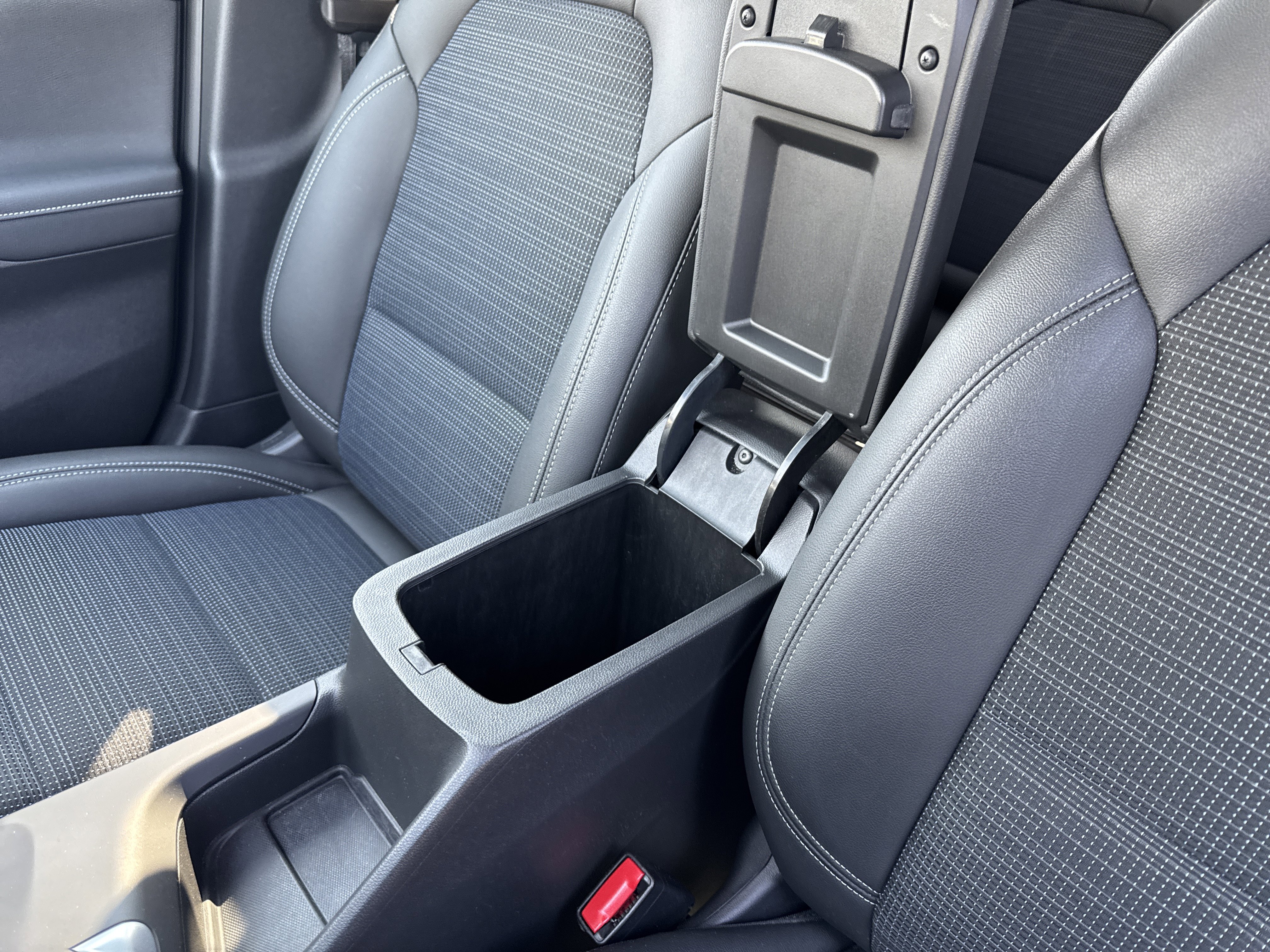 Used 2024 Buick Envista Preferred w/ Convenience I Package image 25