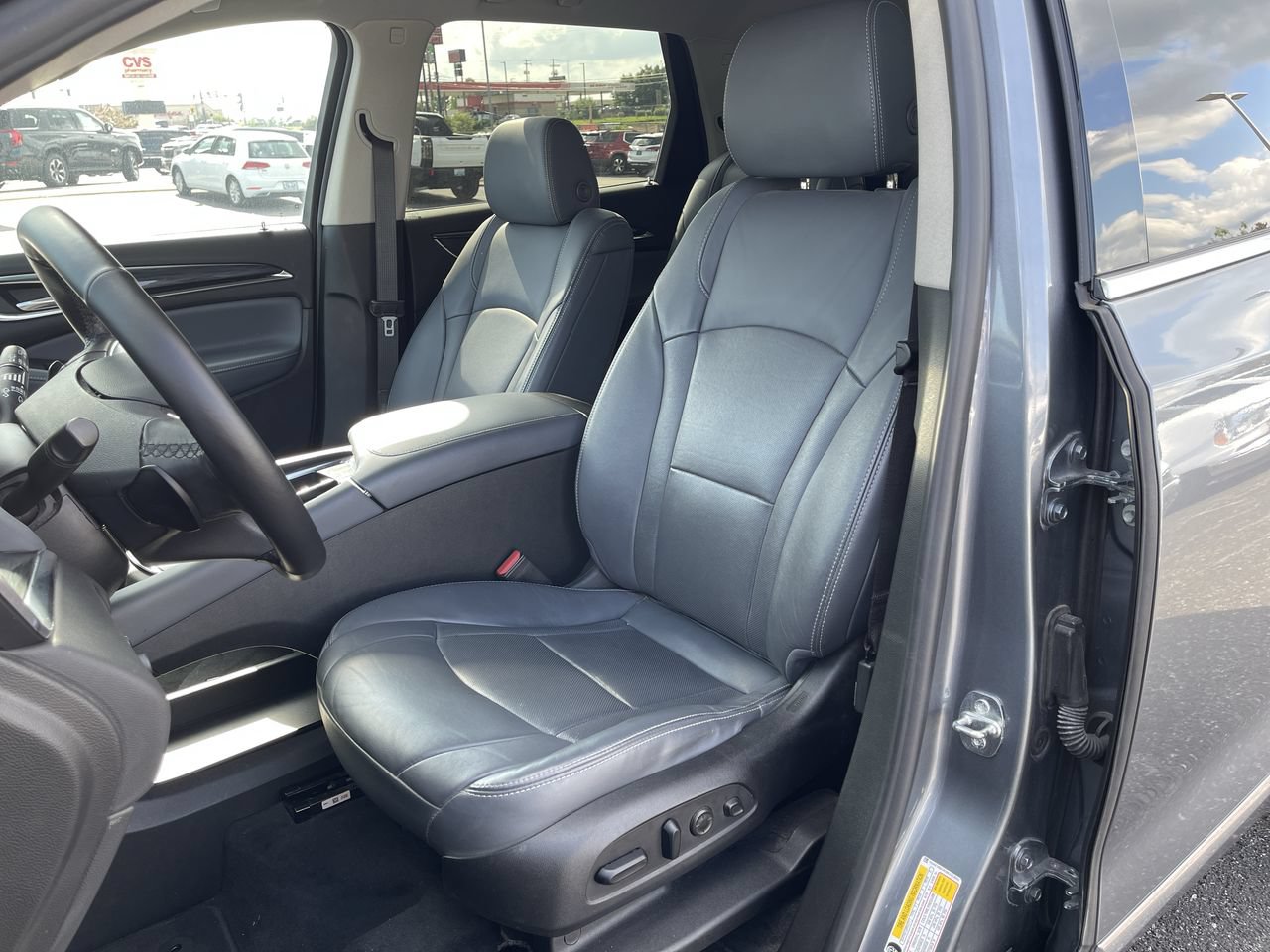 Used 2021 Buick Enclave Premium w/ Surround and Sites Package AWD/4WD image 18