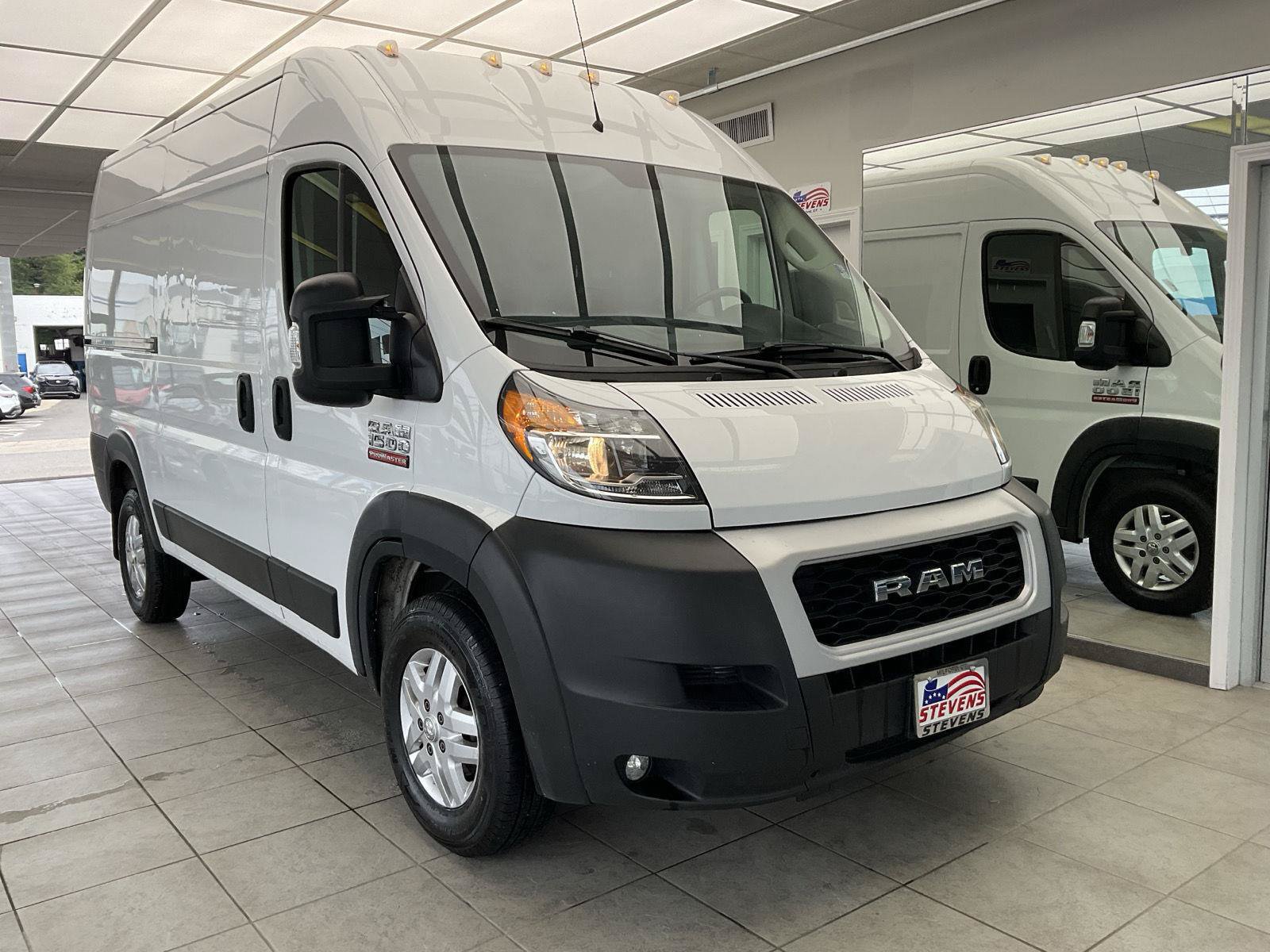 Used 2021 RAM ProMaster 1500 w/ Convenience Group FWD image 1