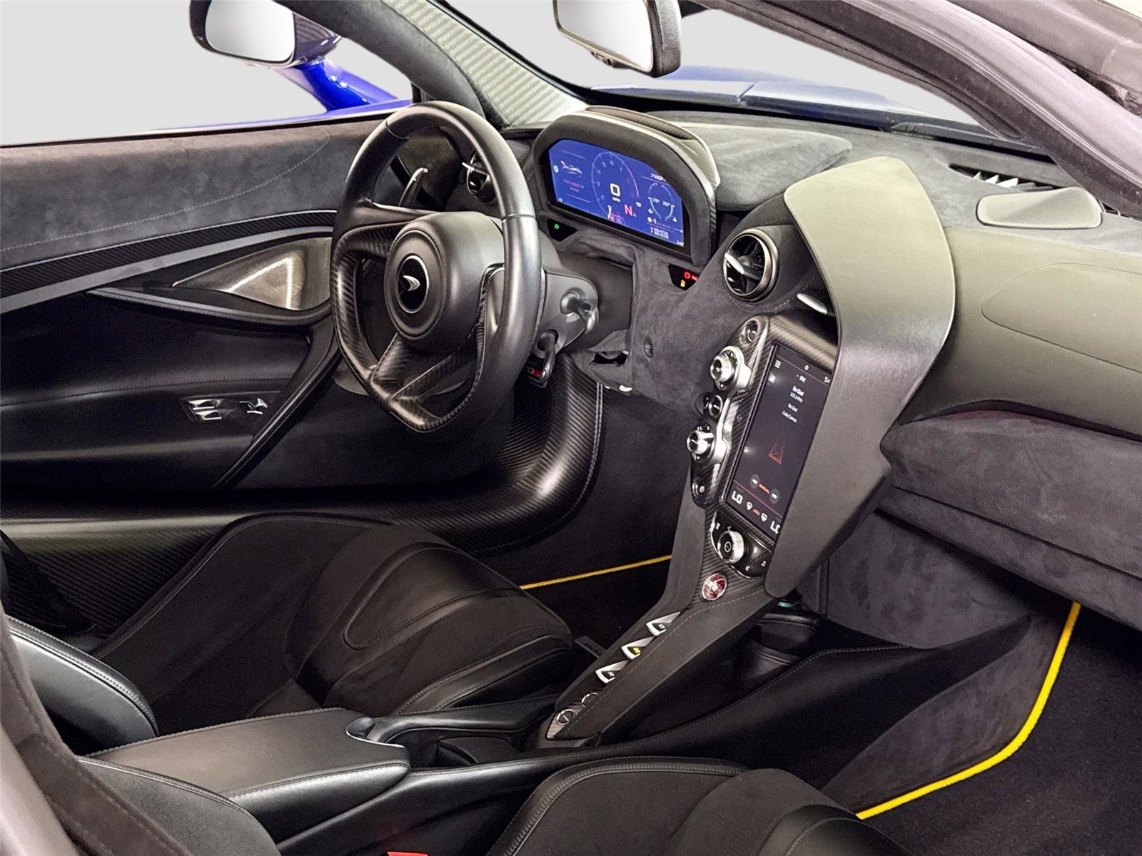 Used 2019 McLaren 720S Performance RWD image 25