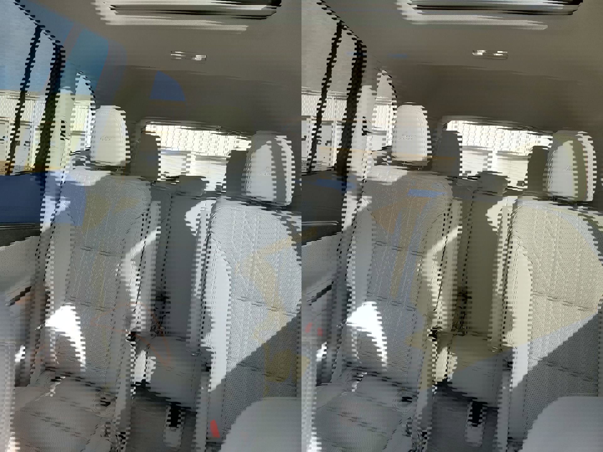 Used 2025 Buick Enclave Avenir image 29