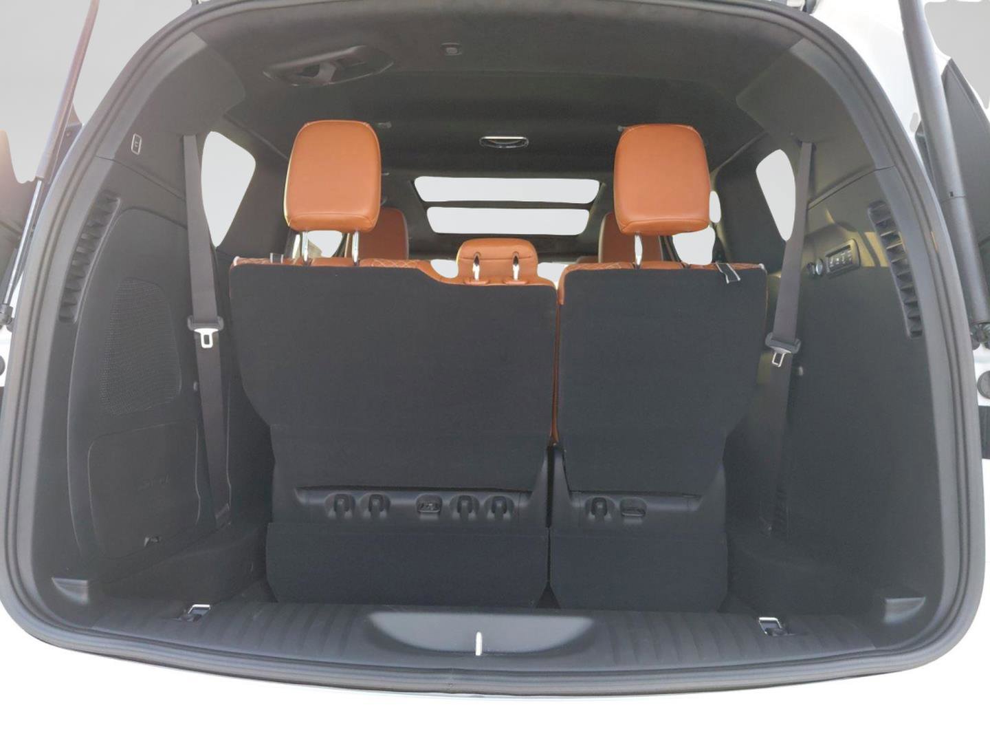 New 2026 Chrysler Pacifica Pinnacle image 25