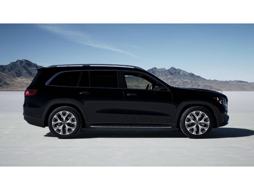 New 2027 Mercedes-Benz GLS 450 4MATIC image 16