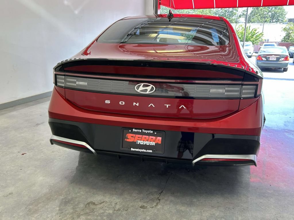 Used 2026 Hyundai Sonata SEL FWD image 4
