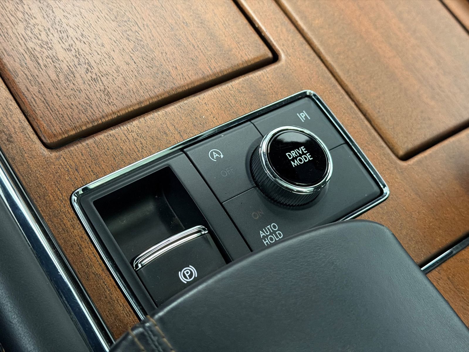 Used 2023 Lincoln Navigator Black Label image 33