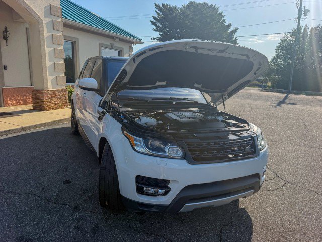 Used 2017 Land Rover Range Rover Sport HSE AWD/4WD image 23