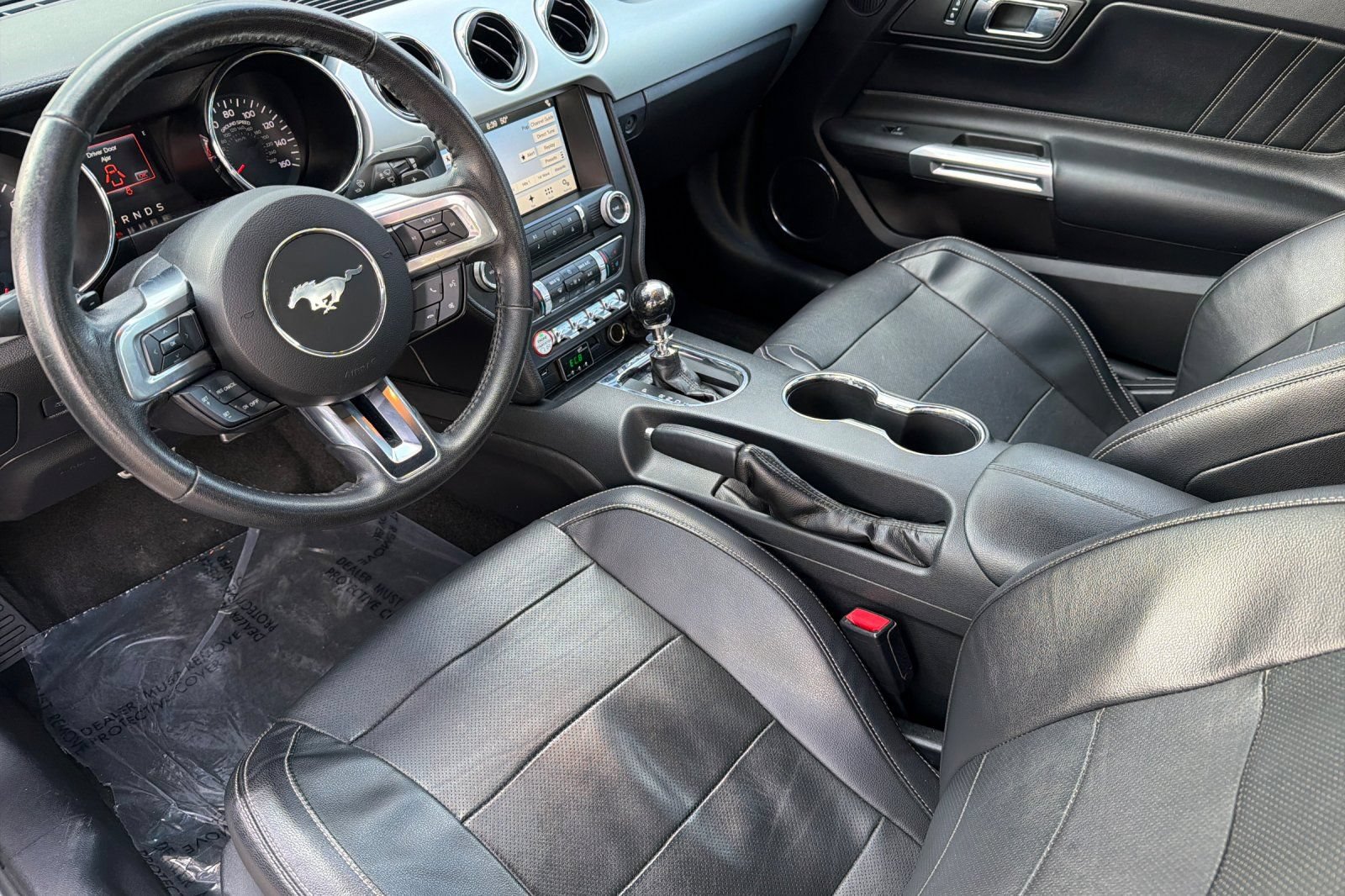 Used 2017 Ford Mustang GT Premium w/ Equipment Group 401A RWD image 11