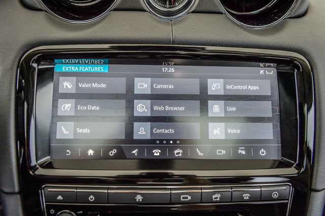 Used 2018 Jaguar XJ R-Sport RWD image 20