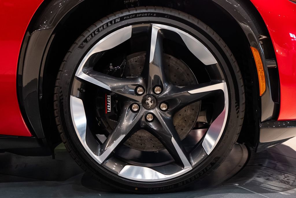 Certified 2025 Ferrari Purosangue AWD/4WD image 16