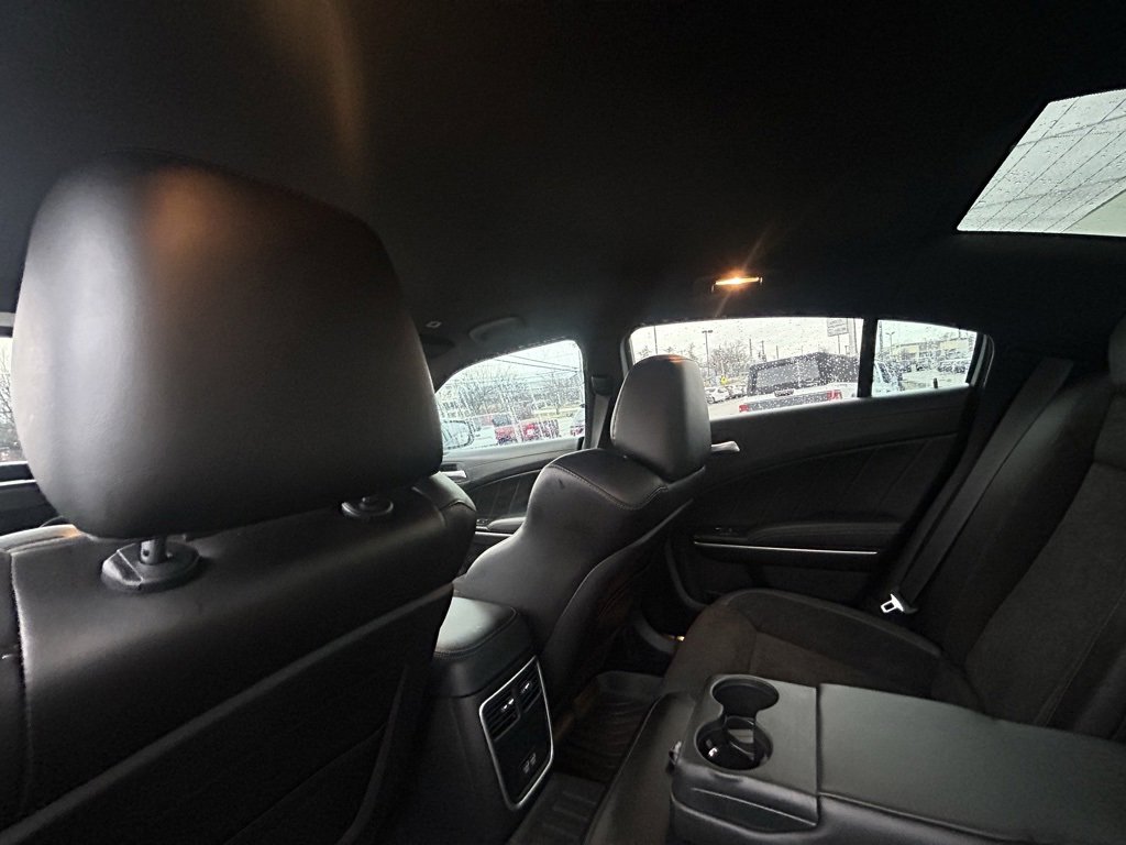 Used 2023 Dodge Charger R/T w/ Plus Group image 27
