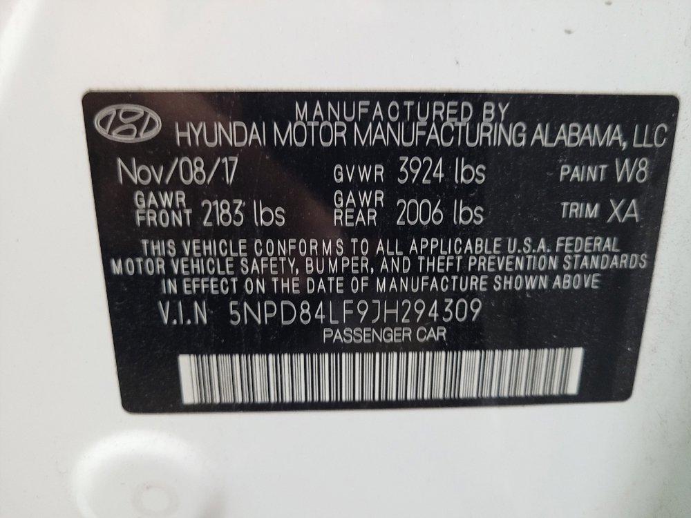 Used 2018 Hyundai Elantra Limited w/ Limited Ultimate Package 02 FWD image 33