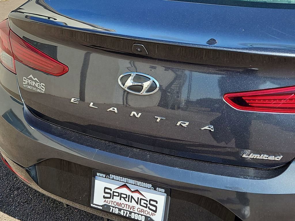 Used 2020 Hyundai Elantra Limited w/ Cargo Package (C1) image 20