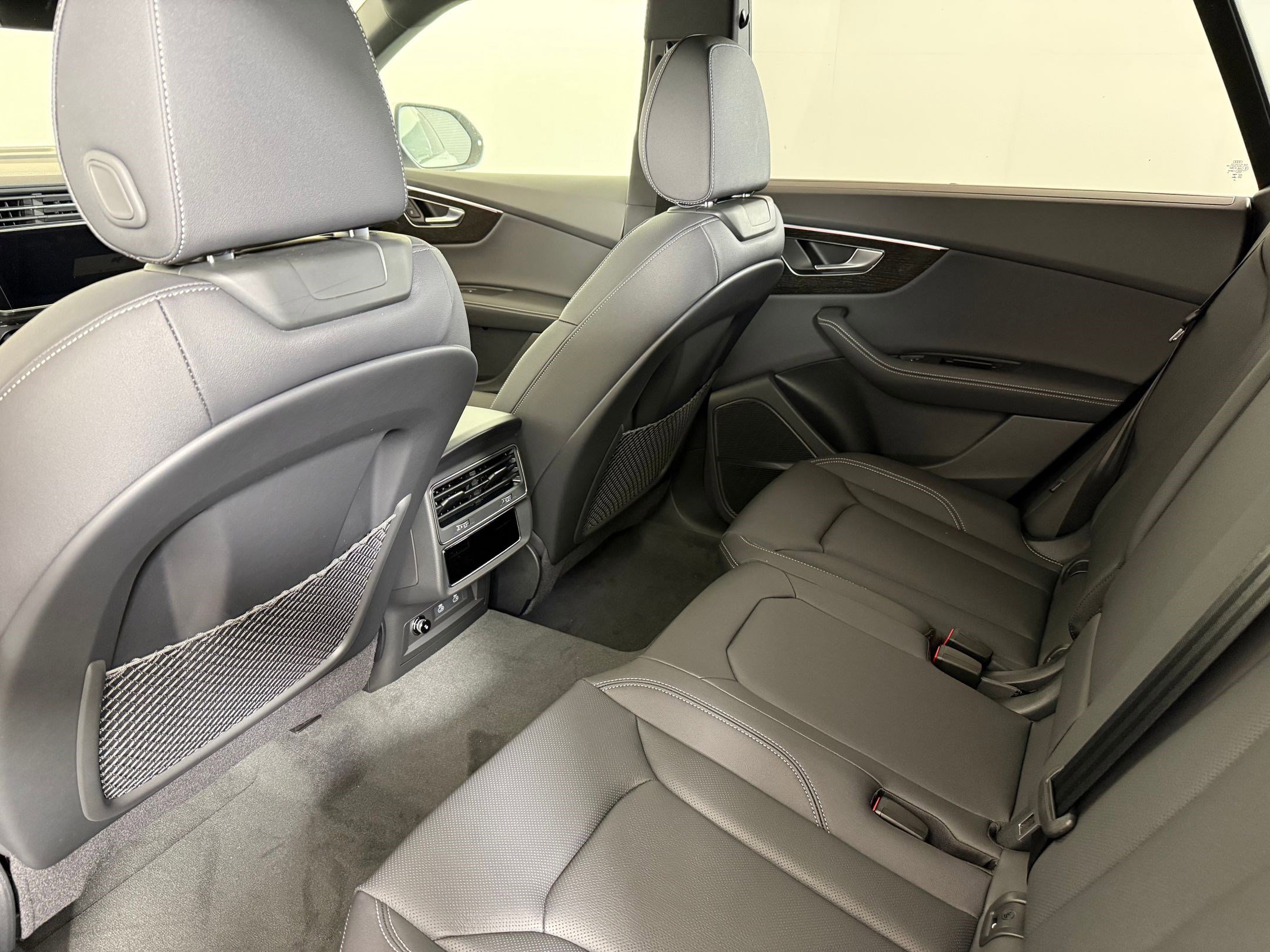 New 2026 Audi Q8 Premium Plus image 26