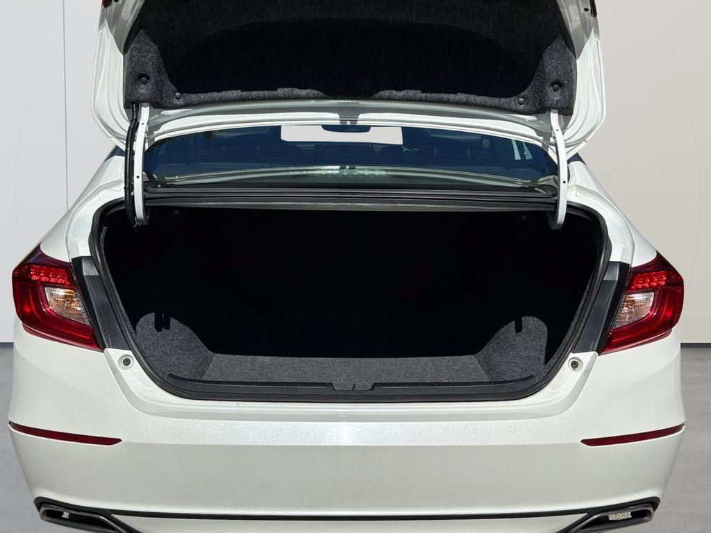 Used 2022 Honda Accord Sport image 18
