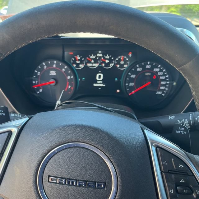 Used 2018 Chevrolet Camaro SS RWD image 17