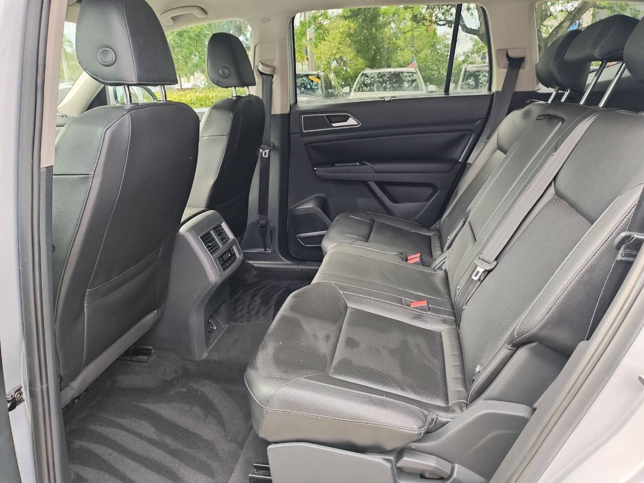 Used 2018 Volkswagen Atlas SE FWD image 35