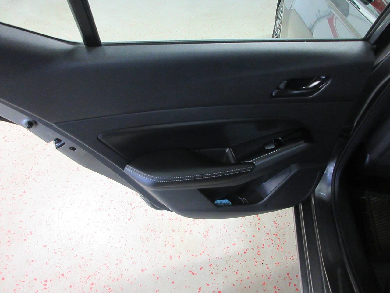 Used 2023 Nissan Altima 2.5 SV FWD image 25