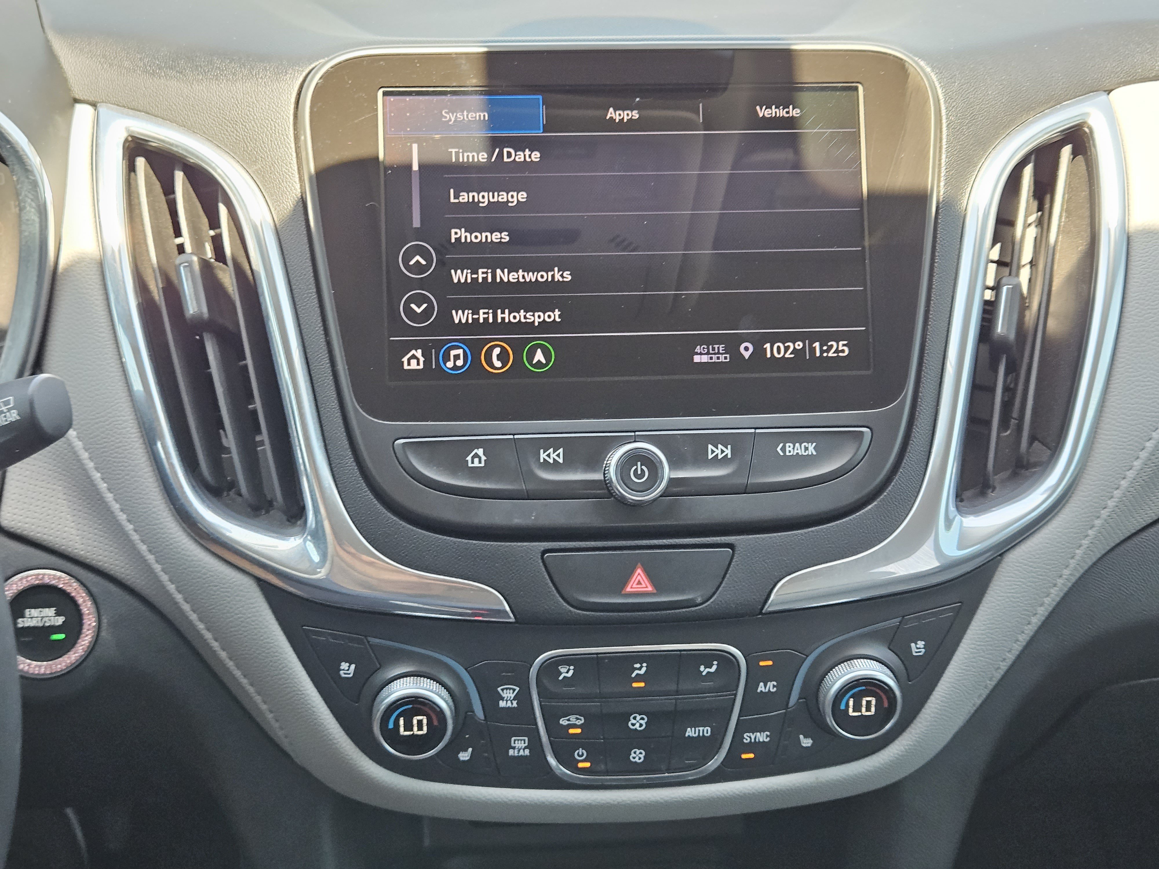 Used 2020 Chevrolet Equinox Premier FWD image 16