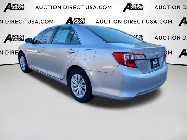 Used 2012 Toyota Camry L image 20