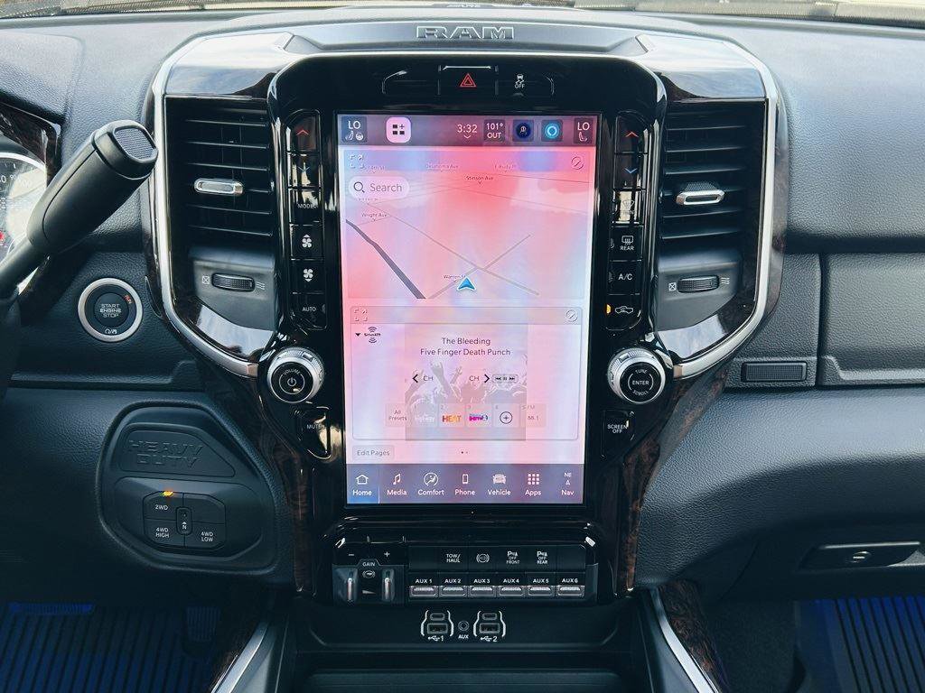 New 2025 RAM 3500 Big Horn image 19