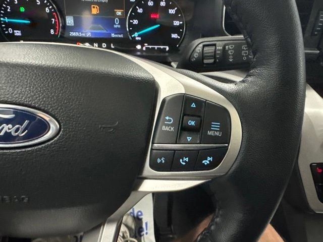 Used 2023 Ford Explorer XLT w/ Equipment Group 202A AWD/4WD image 18