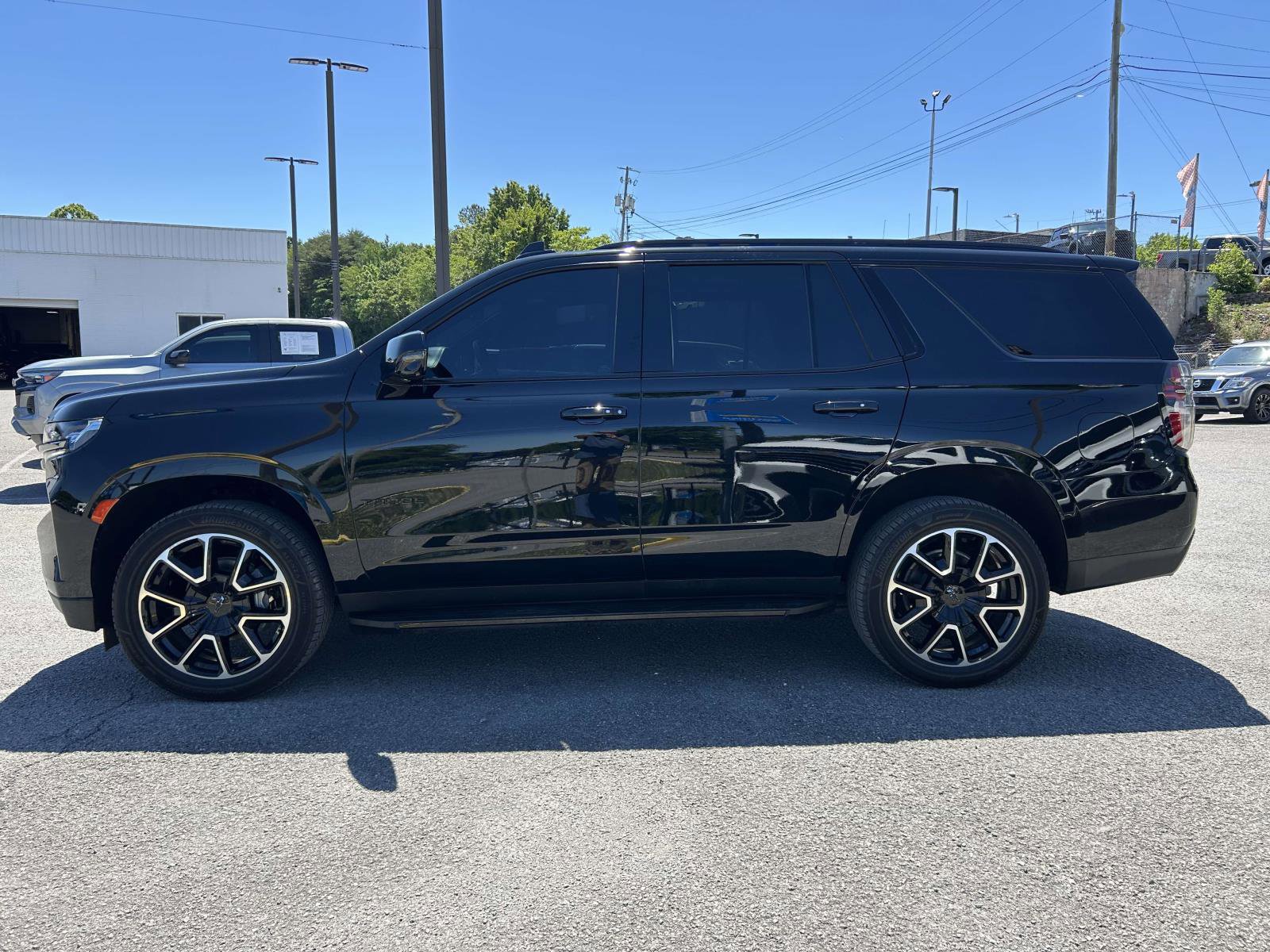 Used 2022 Chevrolet Tahoe RST w/ Sport Performance Package AWD/4WD image 6