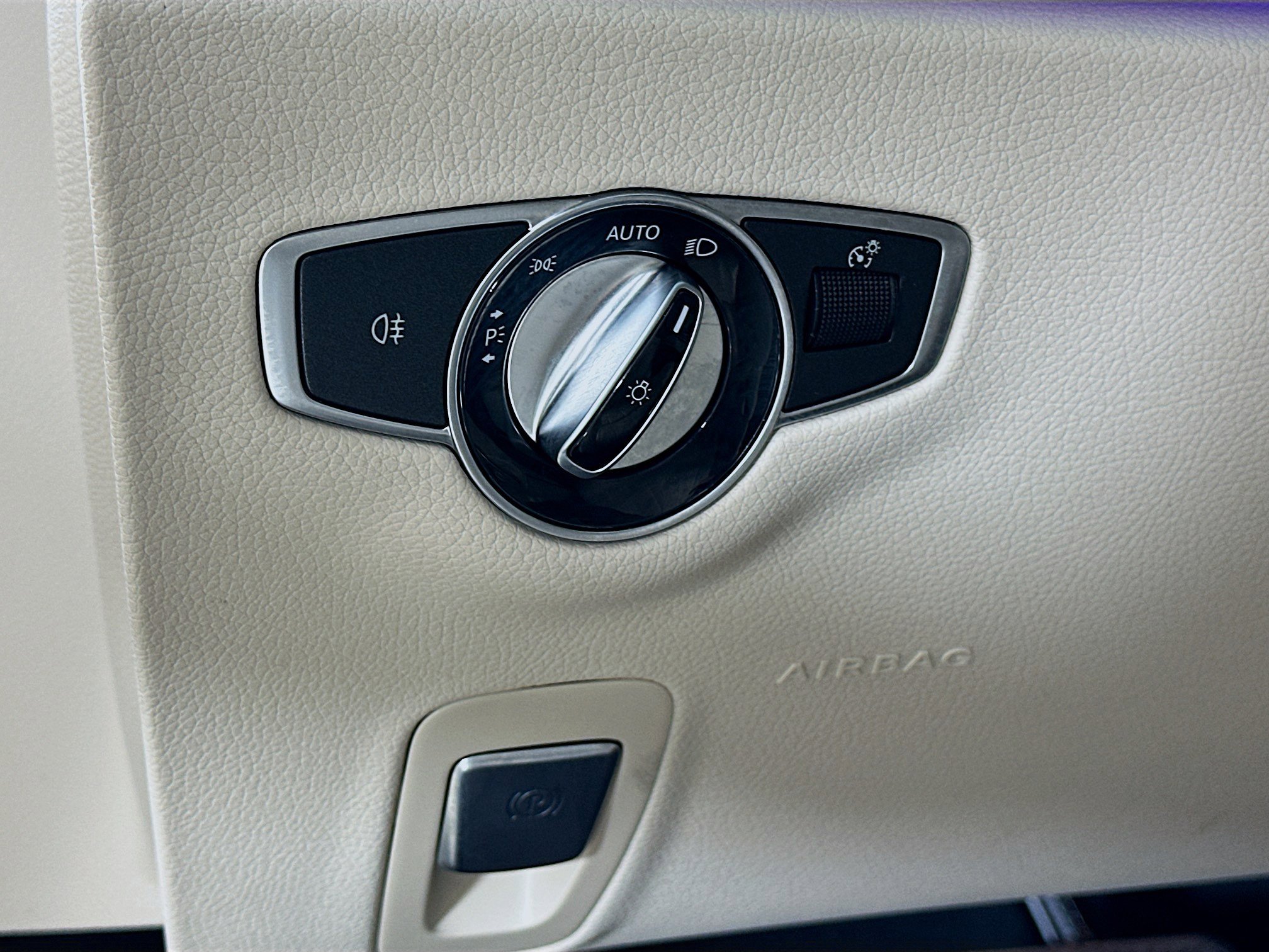 Used 2023 Mercedes-Benz E 450 4MATIC Coupe image 10