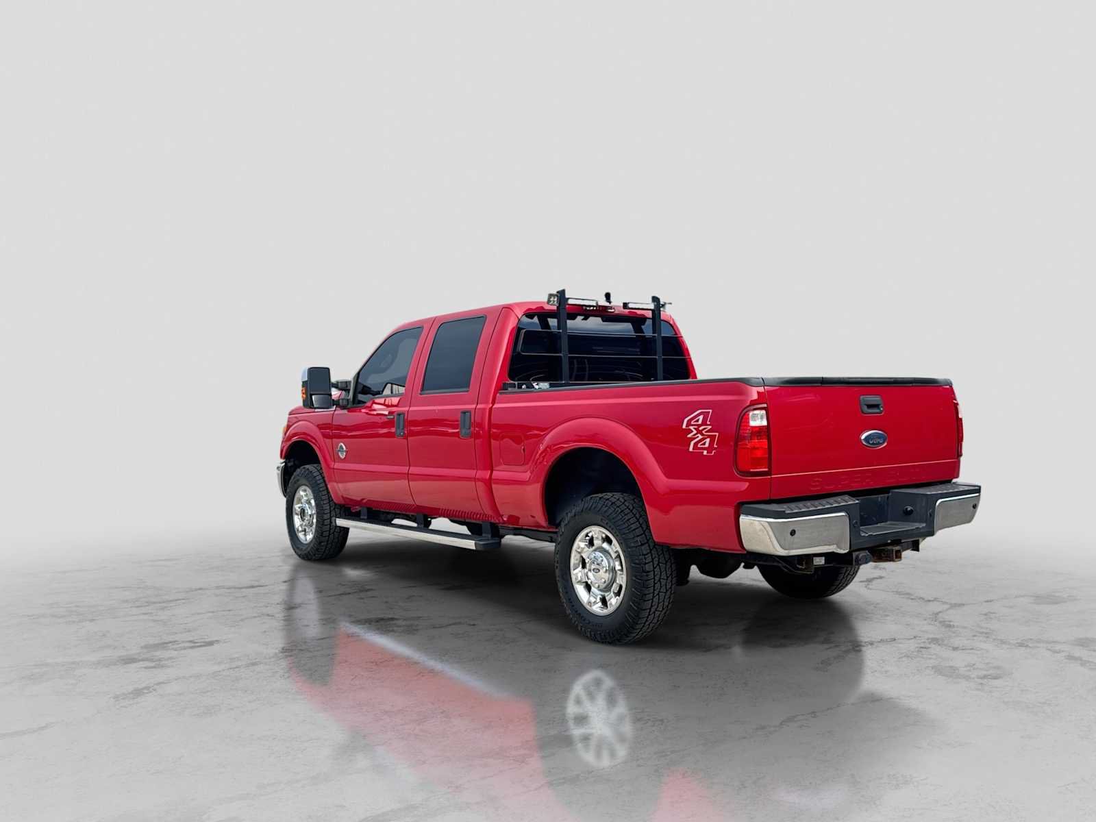 Used 2015 Ford F250 XLT w/ XLT Premium Package AWD/4WD image 4