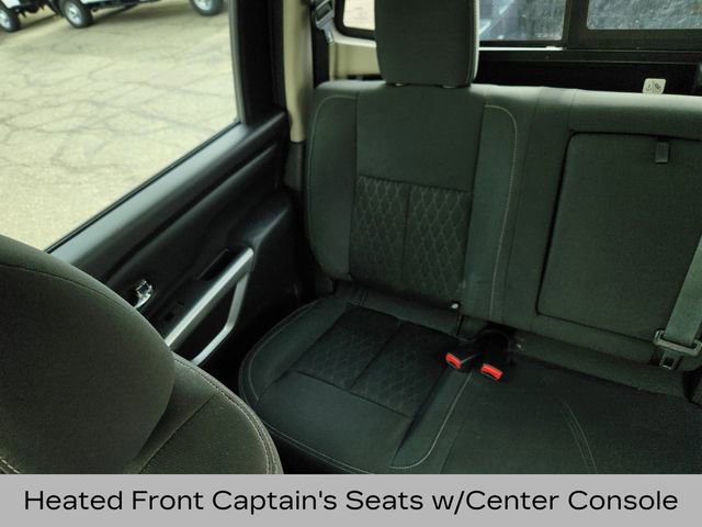 Used 2019 Nissan Titan SV w/ SV Convenience Package image 15