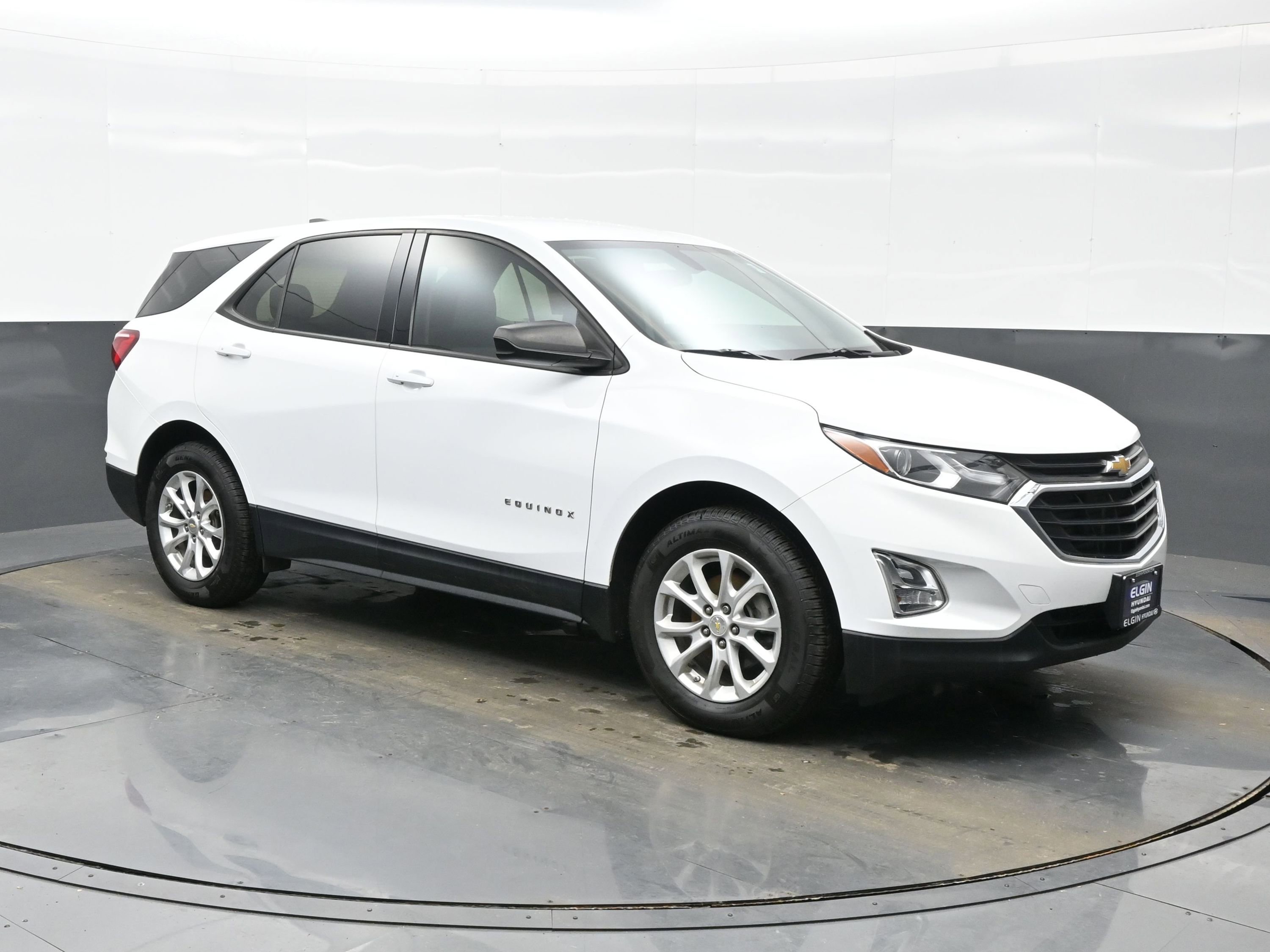 Used 2019 Chevrolet Equinox LS image 8
