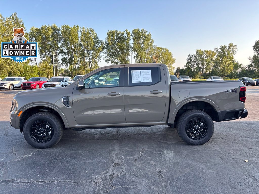 Used 2025 Ford Ranger Lariat w/ Black Appearance Package AWD/4WD image 2
