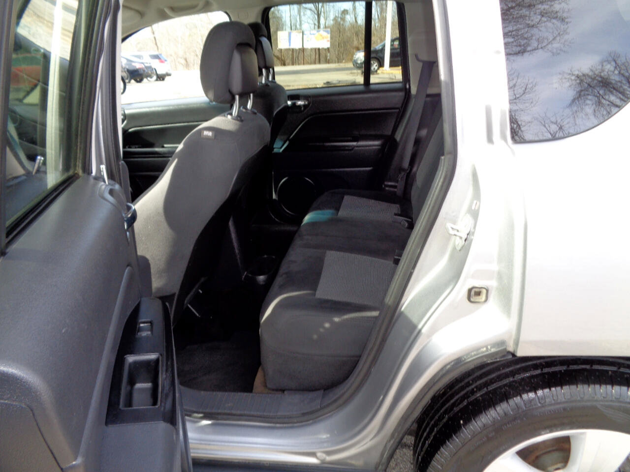 Used 2016 Jeep Compass Sport w/ Power Value Group image 11