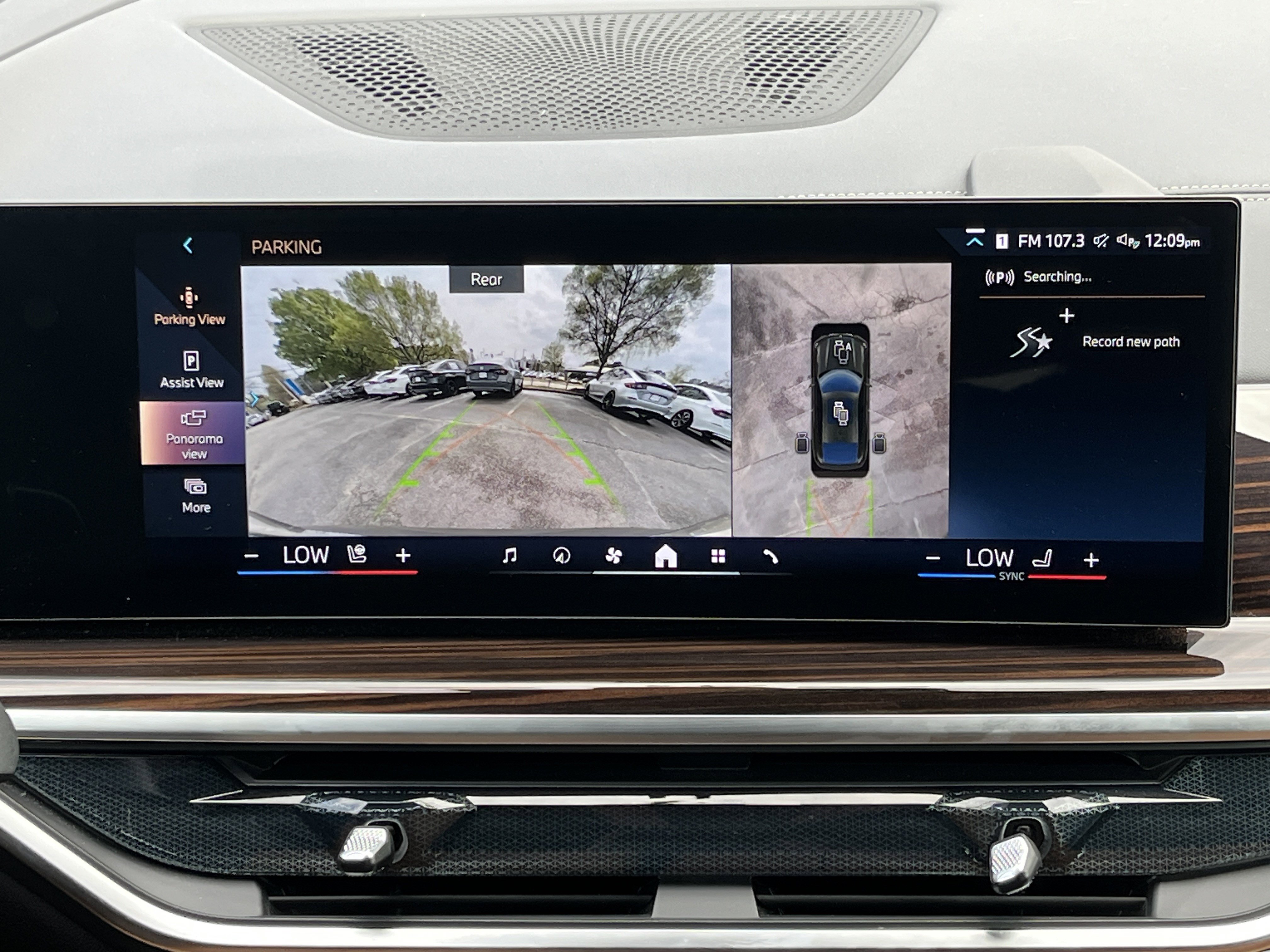 Used 2026 BMW X6 xDrive40i image 3